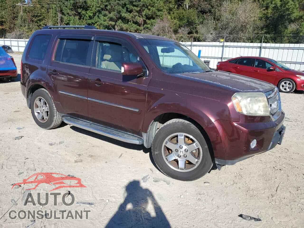 HONDA PILOT 2009 - 5FNYF38899B012577