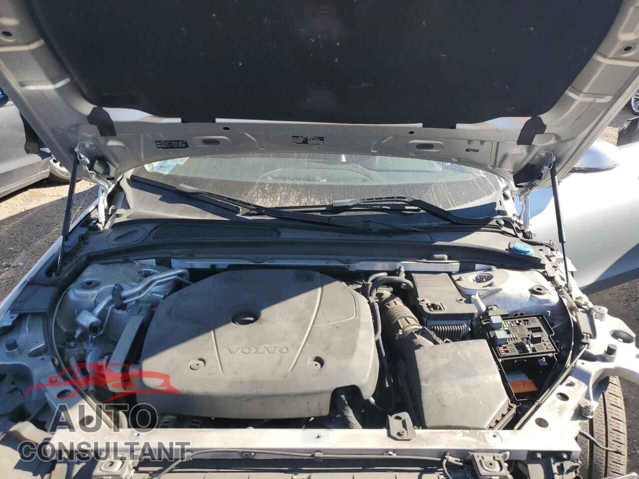 VOLVO S90 2018 - LVY992MK0JP032825