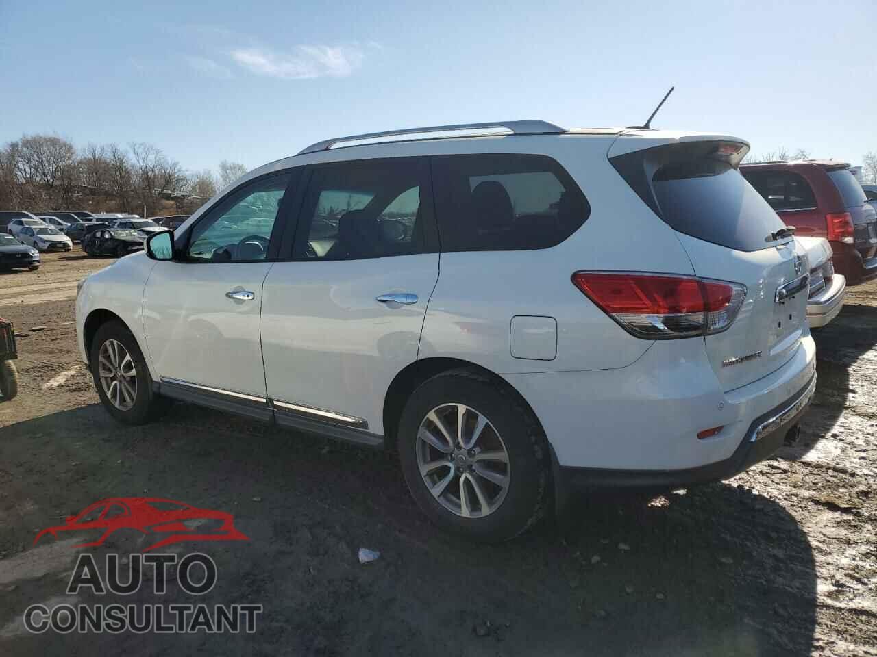 NISSAN PATHFINDER 2013 - 5N1AR2MM9DC606674
