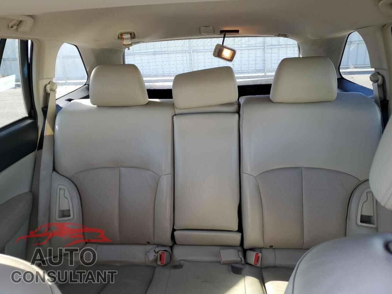 SUBARU OUTBACK 2014 - 4S4BRBLC7E3200973