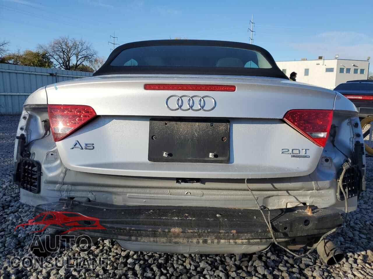 AUDI A5 2012 - WAULFAFH9CN009055