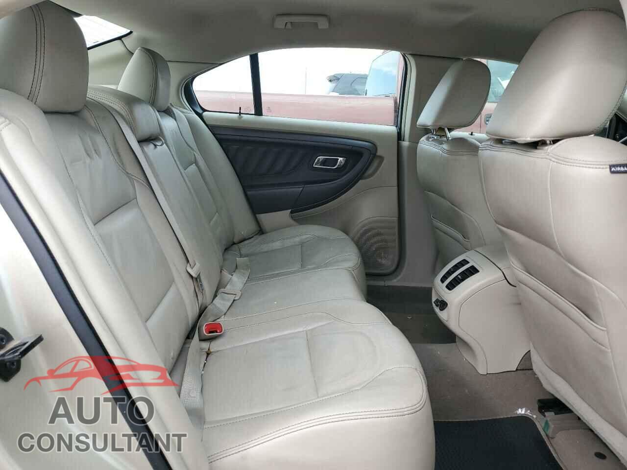 FORD TAURUS 2010 - 1FAHP2EW7AG121100
