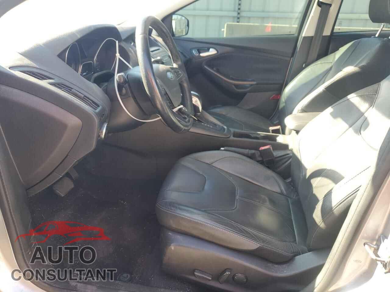 FORD FOCUS 2023 - 1FADP3K23GL307688