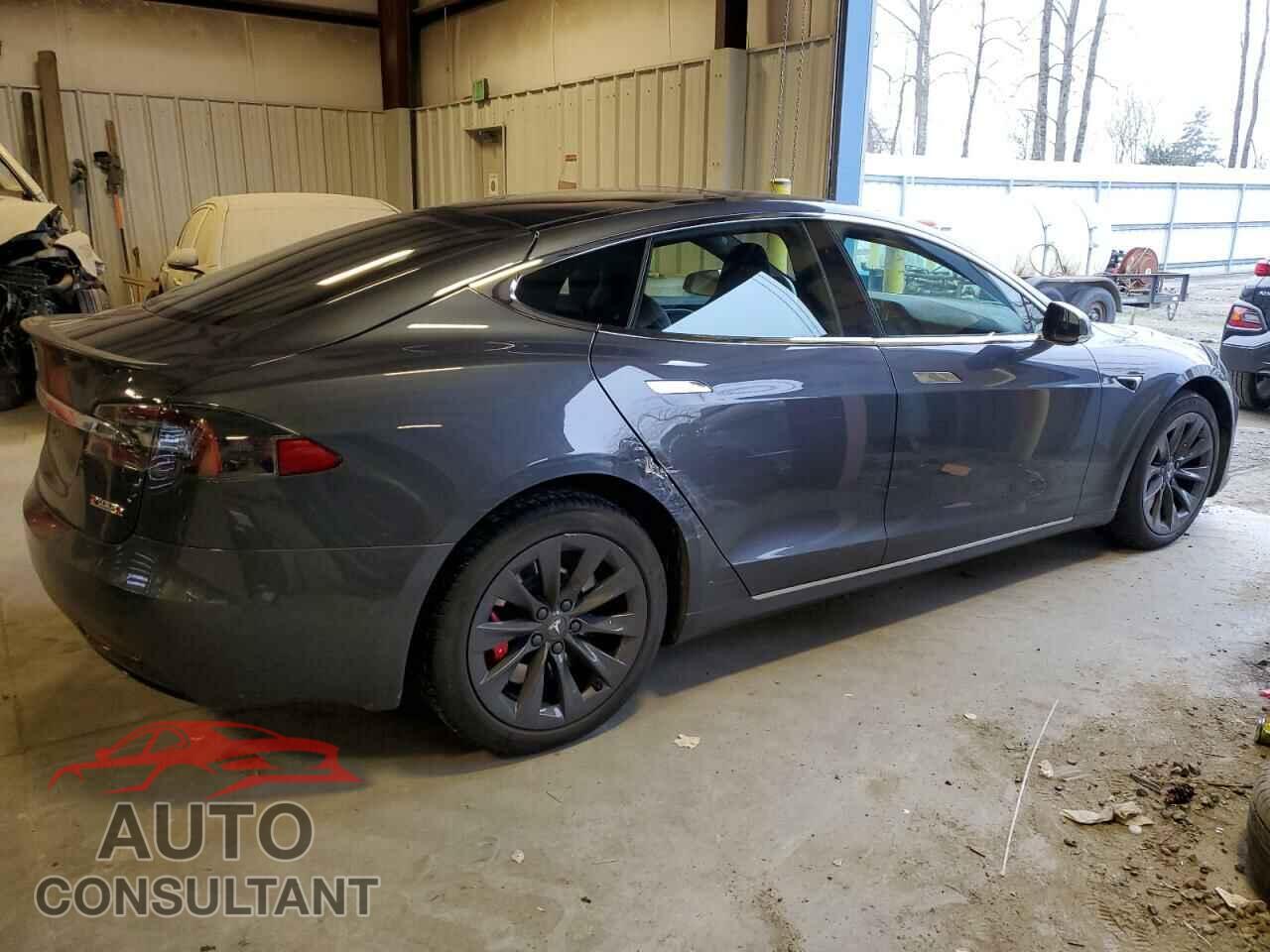 TESLA MODEL S 2018 - 5YJSA1E49JF275456