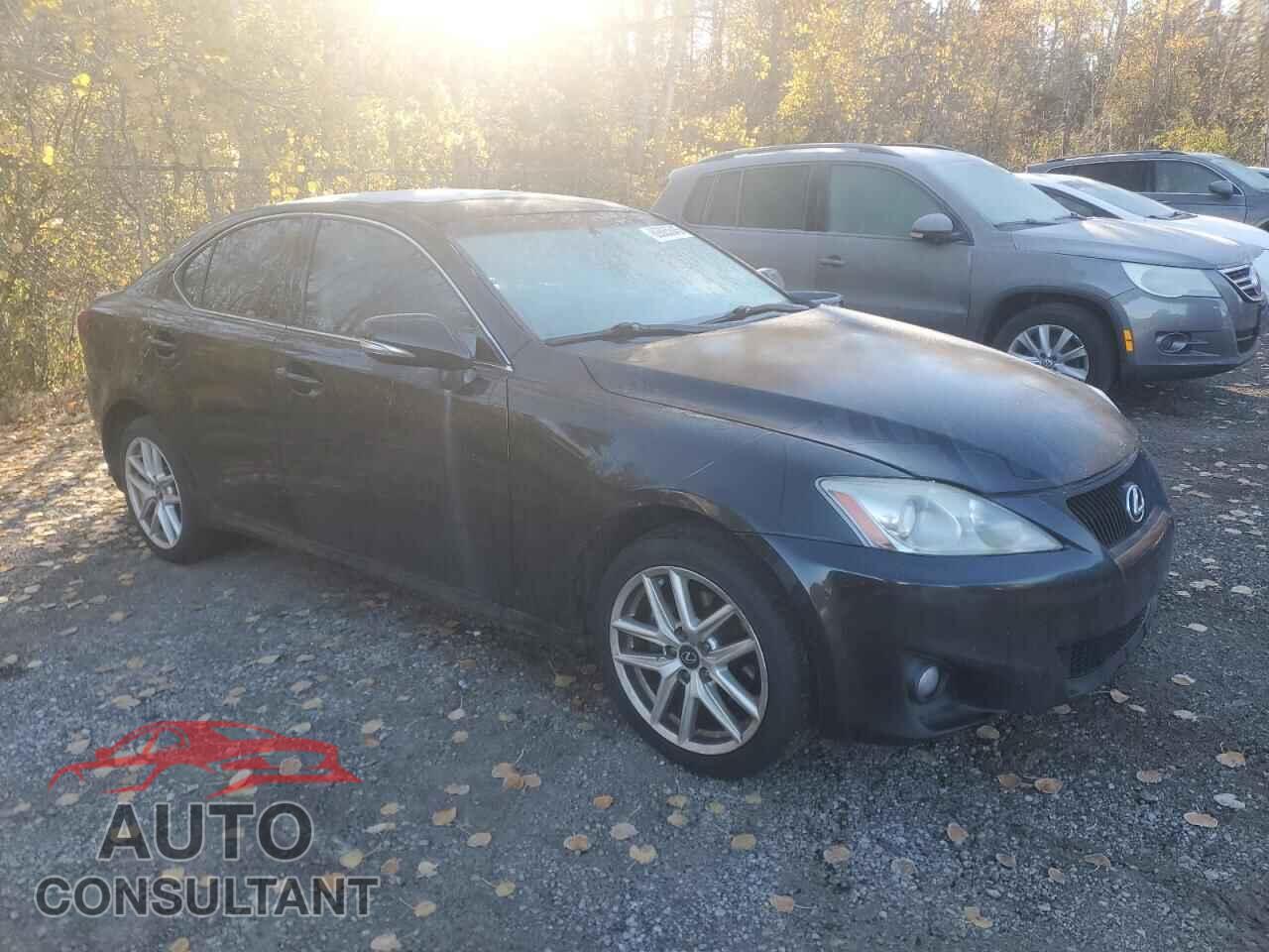 LEXUS IS 2011 - JTHCF5C23B5045167
