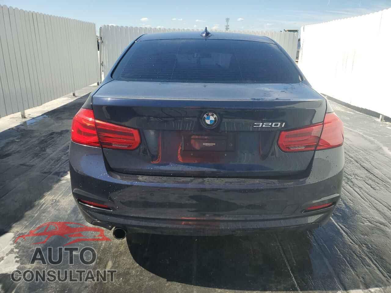 BMW 3 SERIES 2017 - WBA8A9C38HK863930
