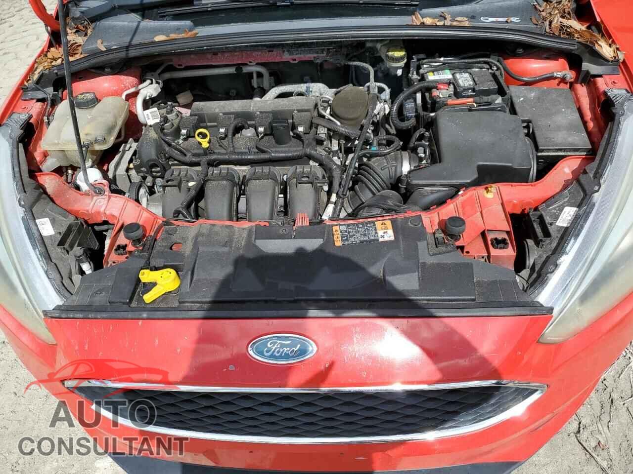 FORD FOCUS 2015 - 1FADP3K24FL307021