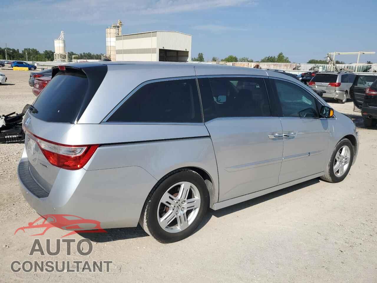 HONDA ODYSSEY 2013 - 5FNRL5H90DB006466