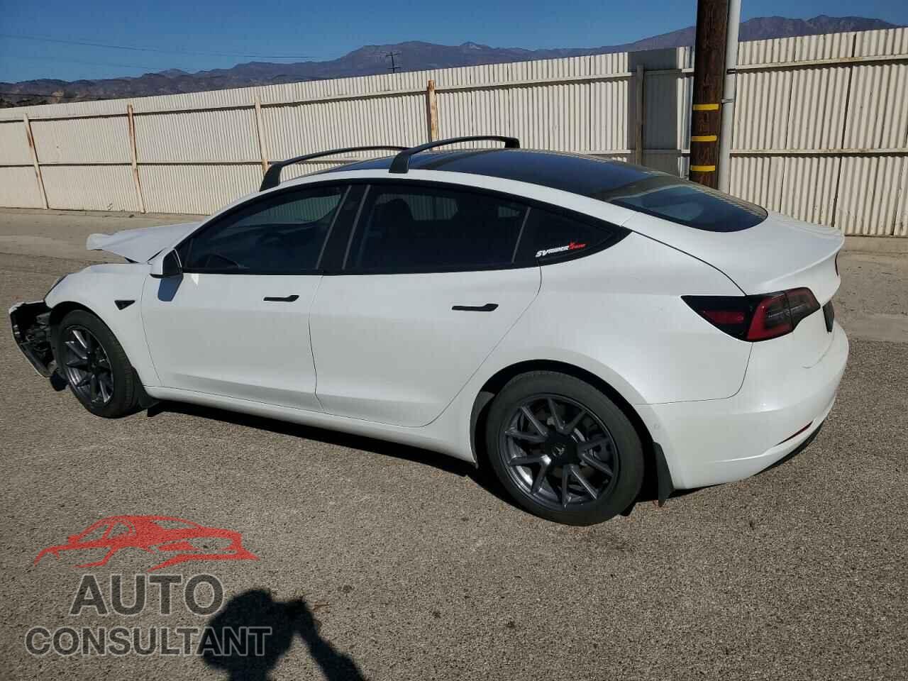 TESLA MODEL 3 2022 - 5YJ3E1EB0NF195475