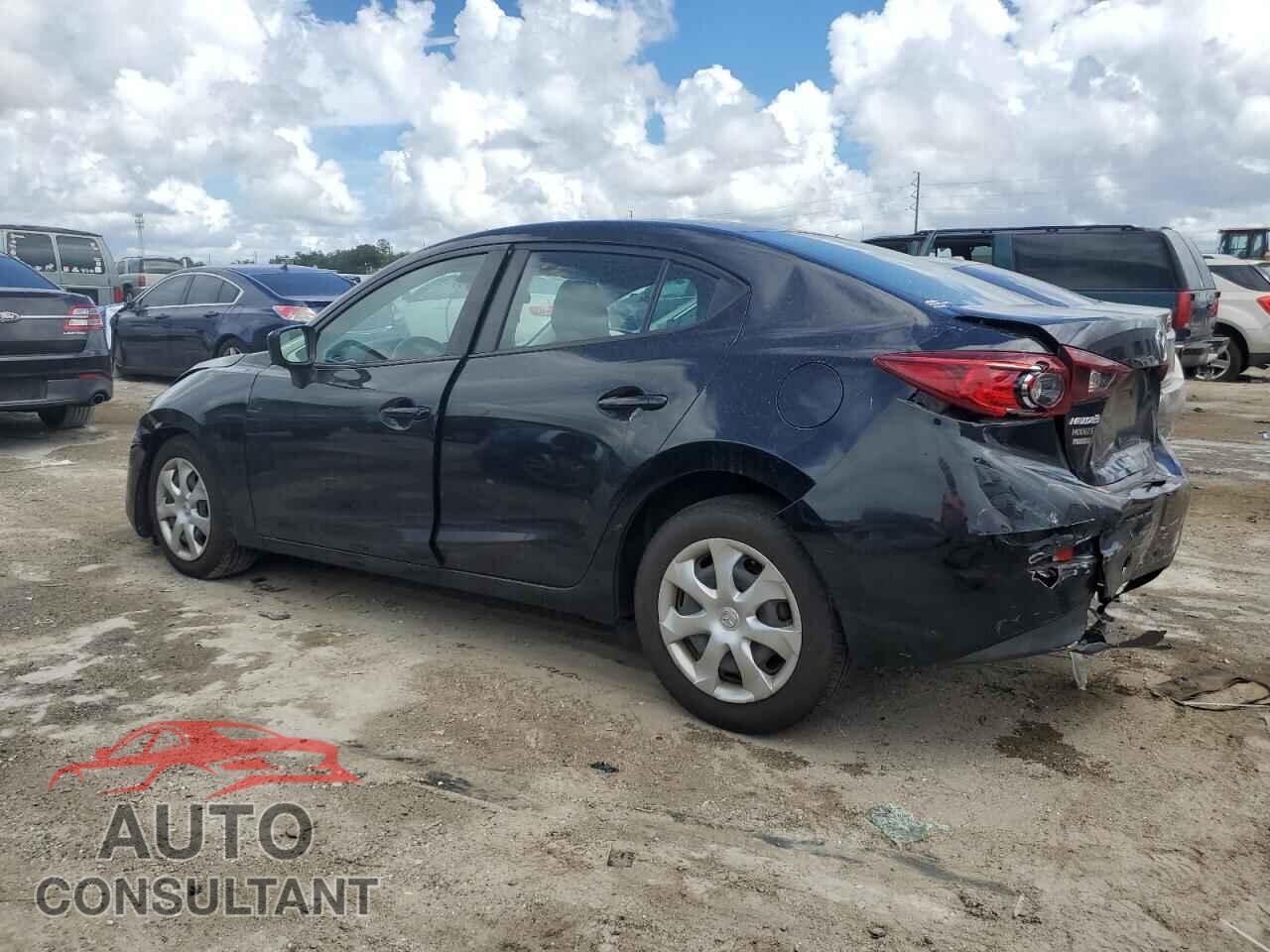 MAZDA 3 2018 - 3MZBN1U75JM229230
