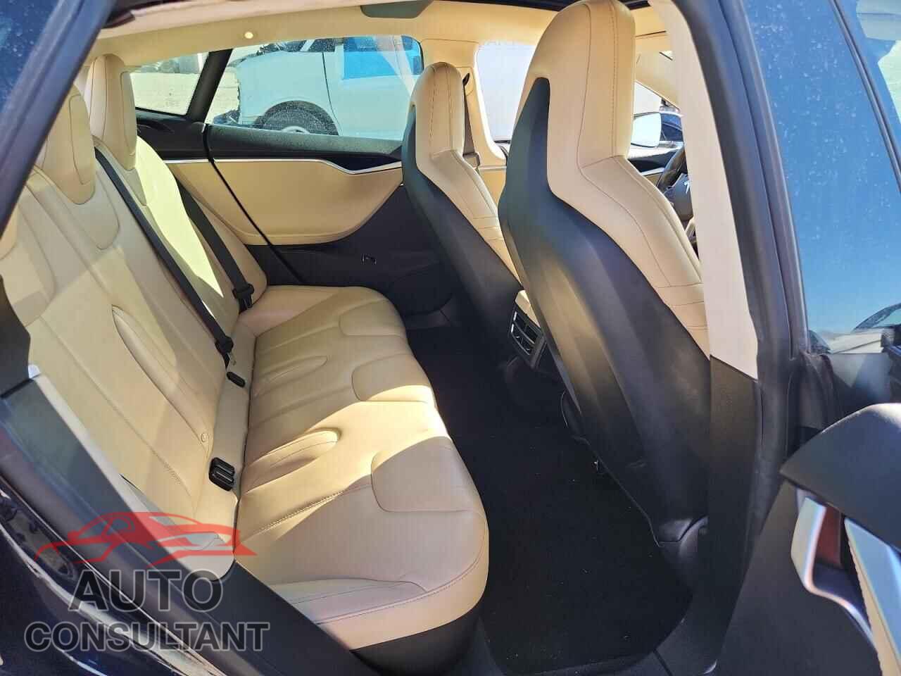 TESLA MODEL S 2015 - 5YJSA1H15FF084240
