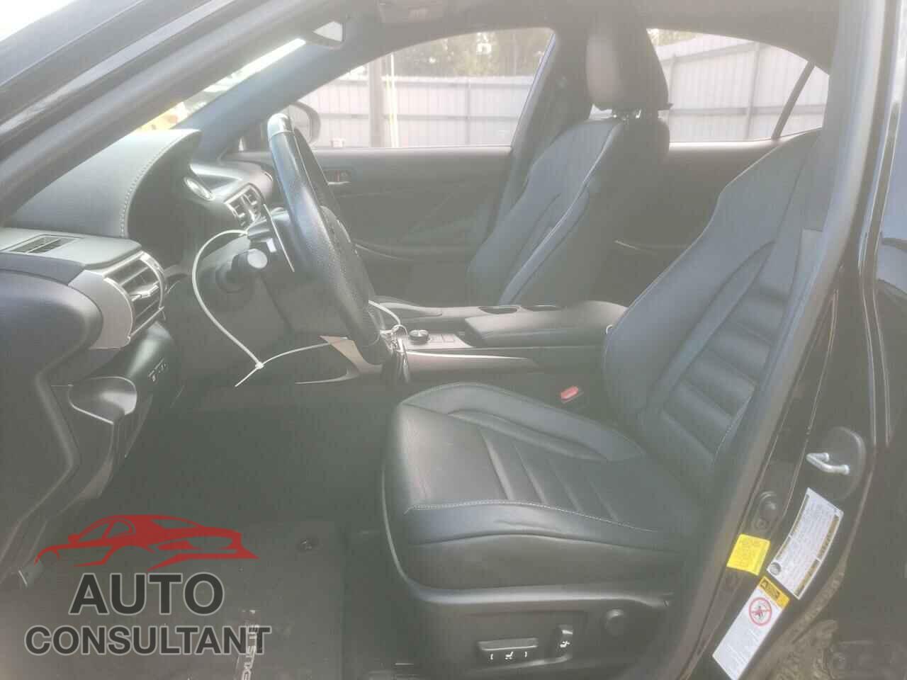 LEXUS IS 2015 - JTHBE1D23F5022726