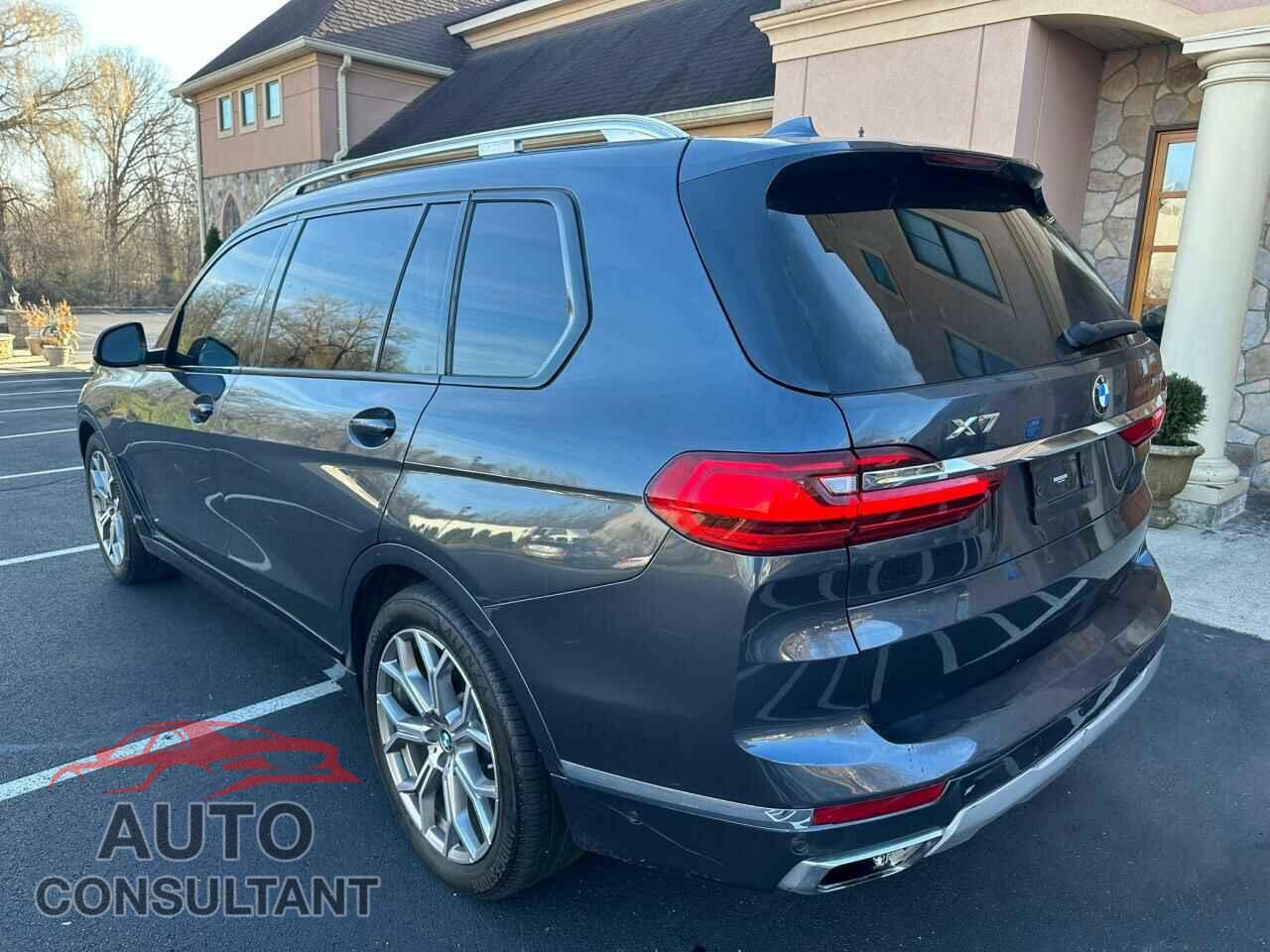 BMW X7 2020 - 5UXCW2C04L9B68261