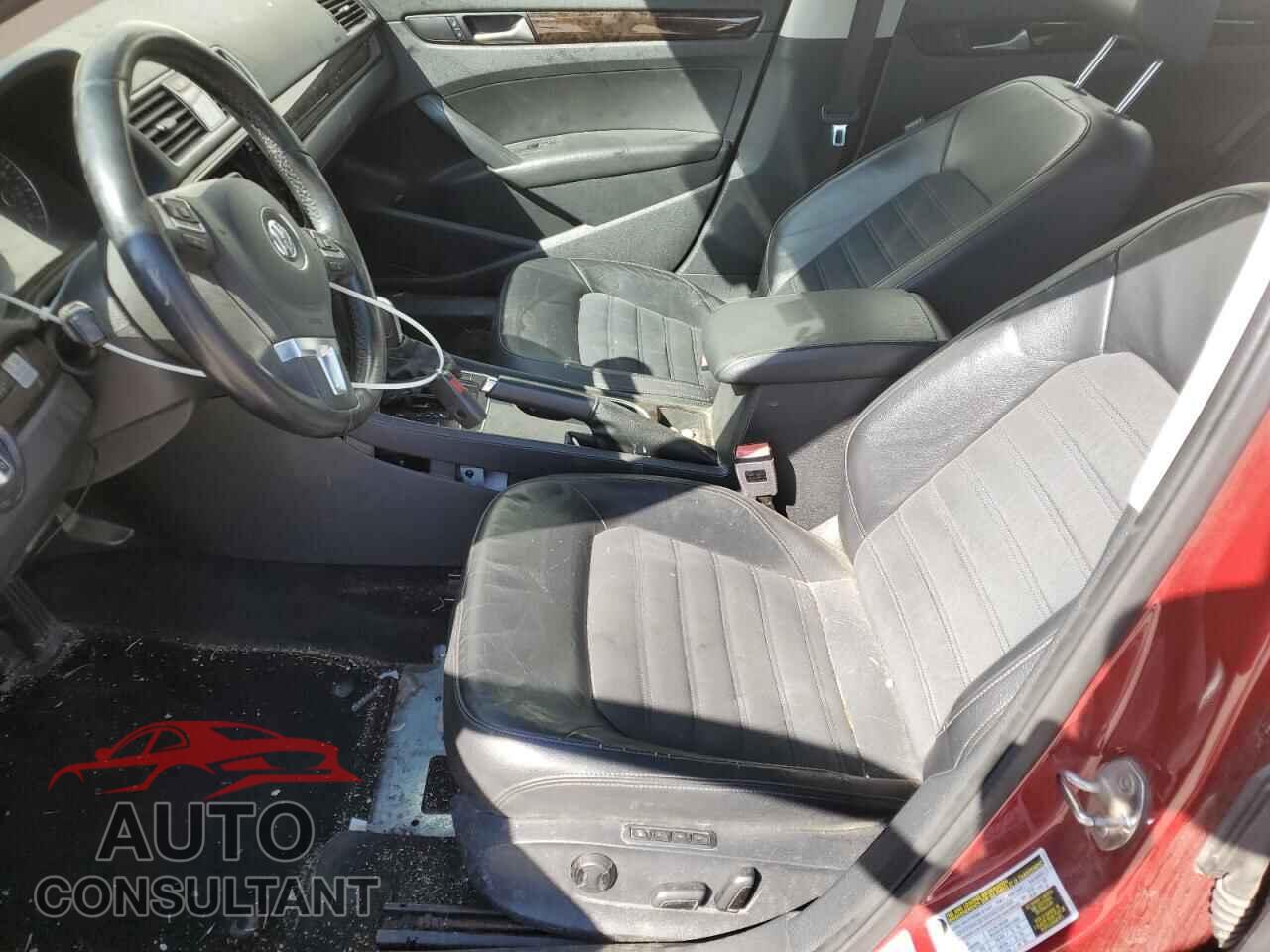 VOLKSWAGEN PASSAT 2015 - 1VWCV7A35FC030633