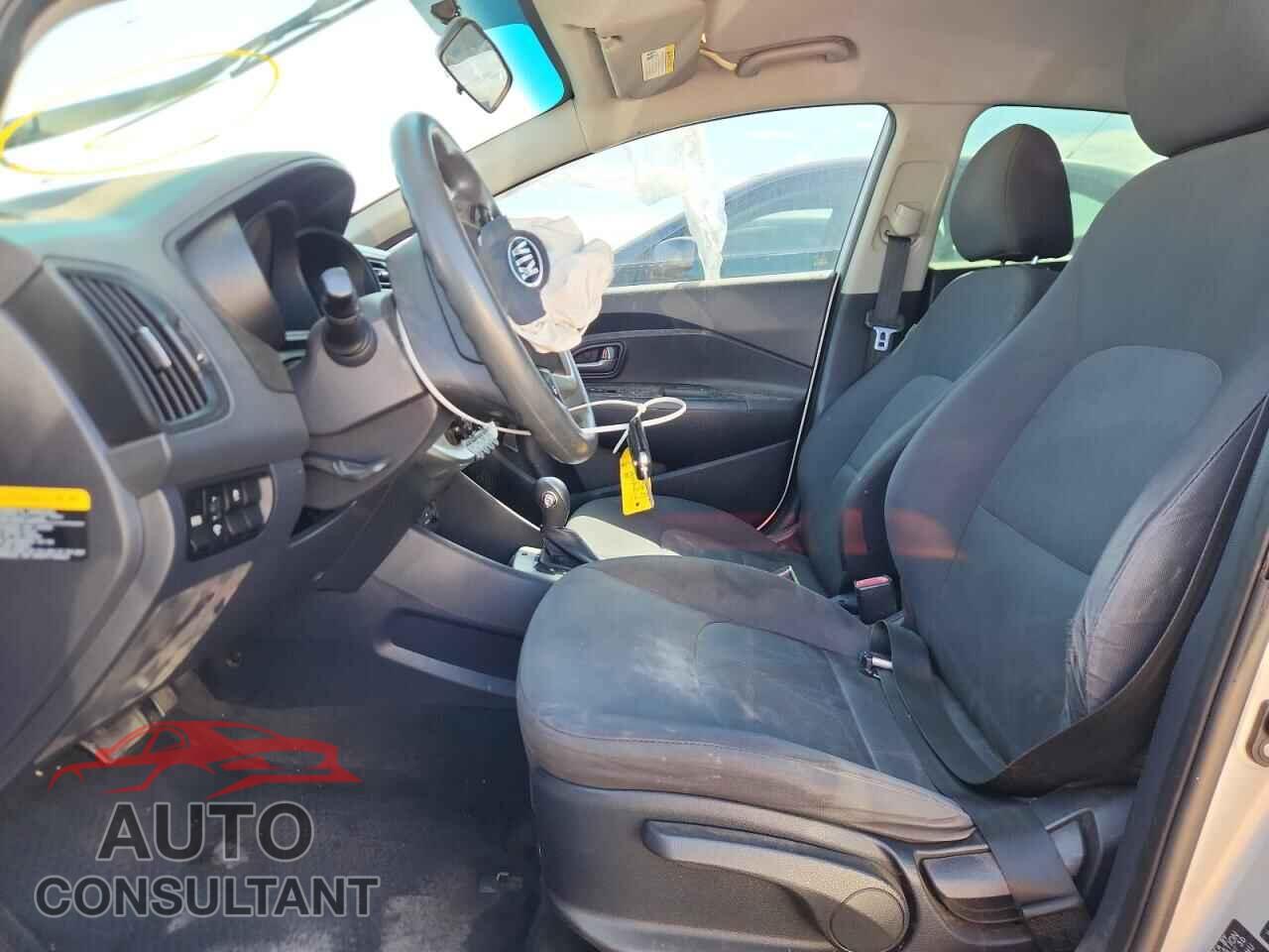 KIA RIO 2014 - KNADM4A36E6333472