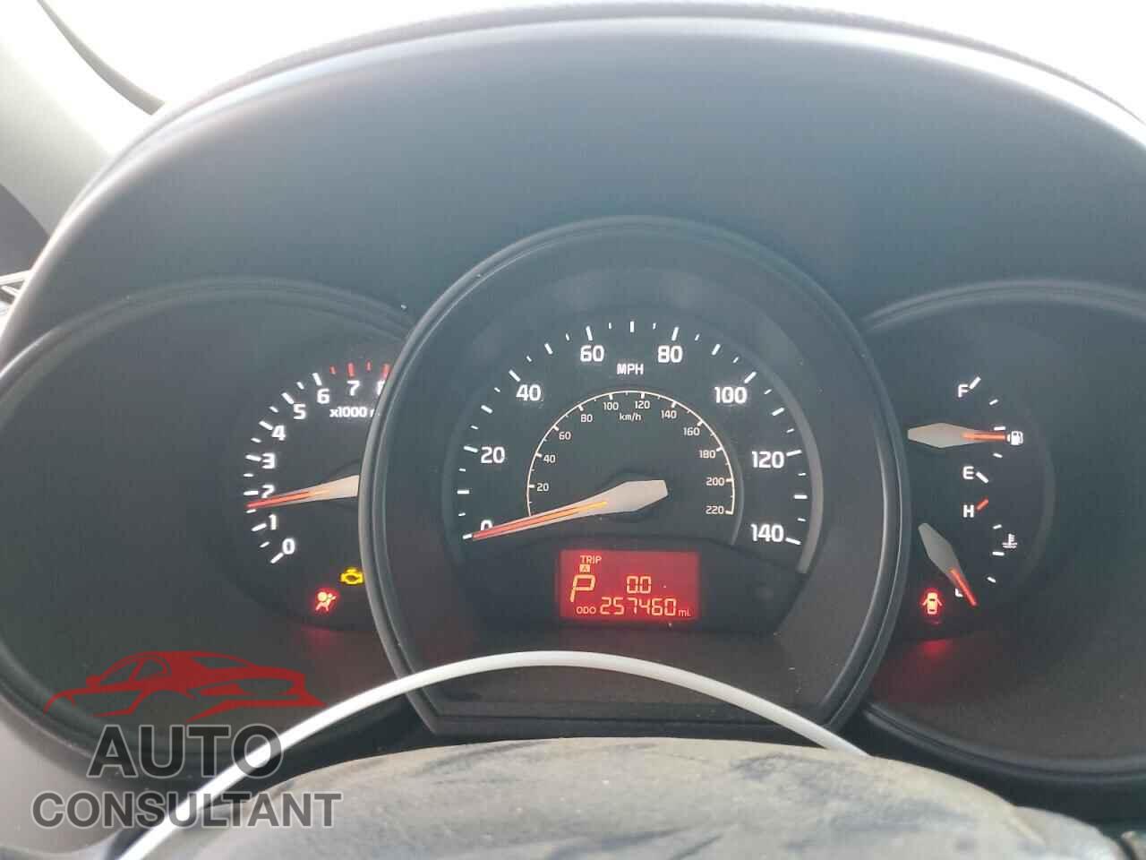 KIA RIO 2014 - KNADM4A36E6333472