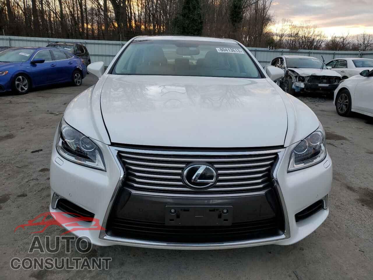 LEXUS LS460 2017 - JTHCL5EF9H5028522
