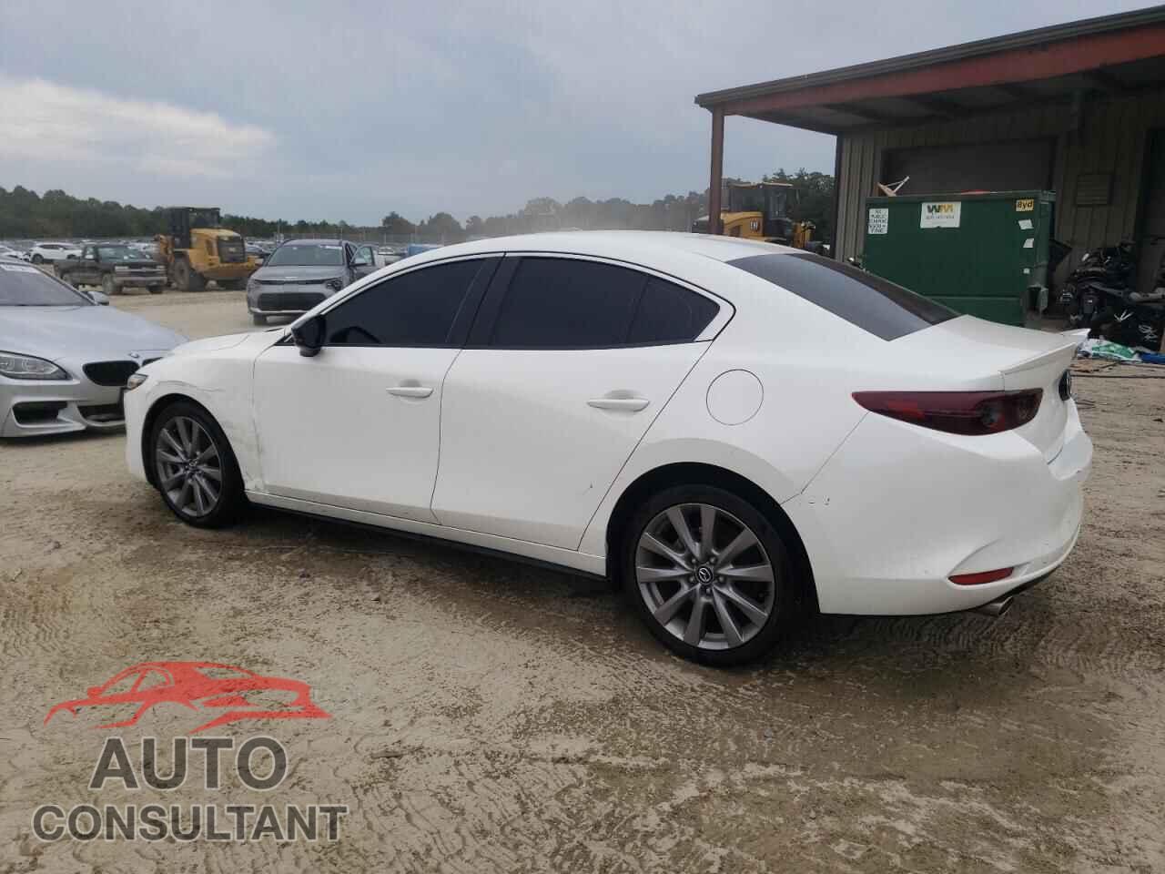 MAZDA 3 2021 - JM1BPBBL0M1331121