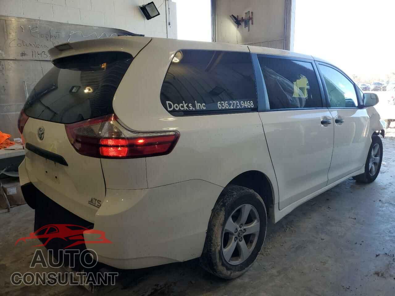 TOYOTA SIENNA 2020 - 5TDZZ3DC5LS033757
