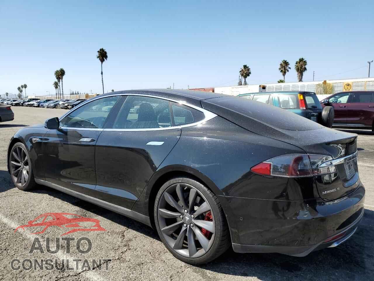 TESLA MODEL S 2015 - 5YJSA4H42FF081453