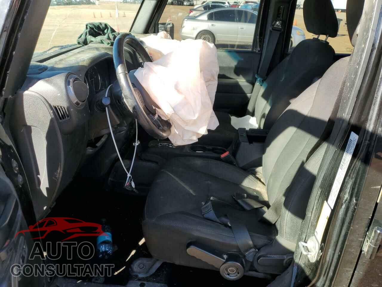 JEEP All Models 2018 - 1C4HJWDG0JL899680