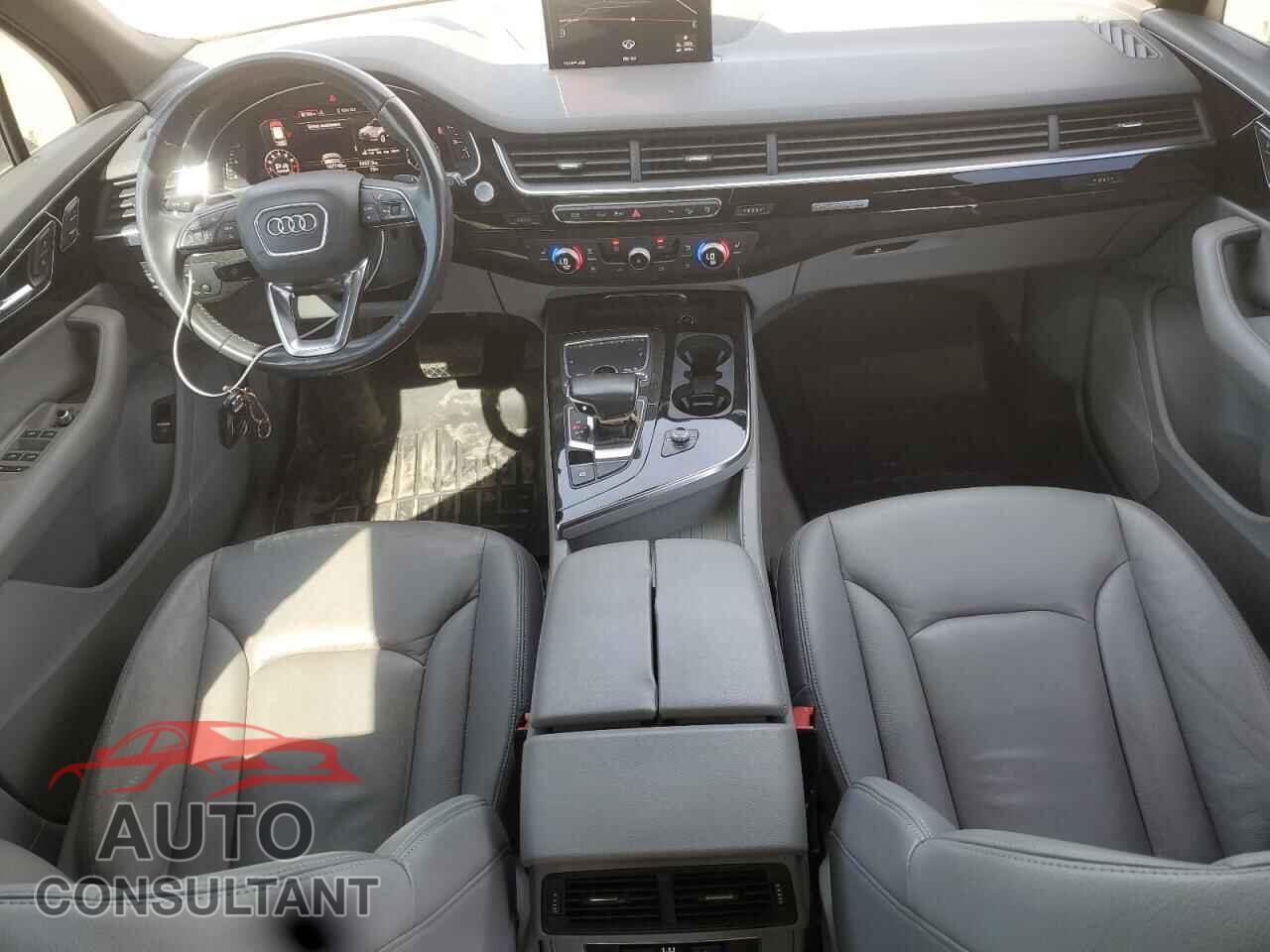 AUDI Q7 2017 - WA1LAAF77HD035301