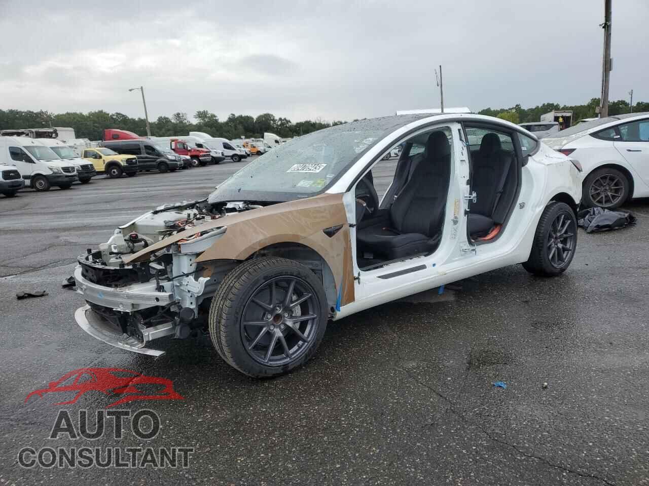 TESLA MODEL 3 2023 - 5YJ3E1EA9PF465653
