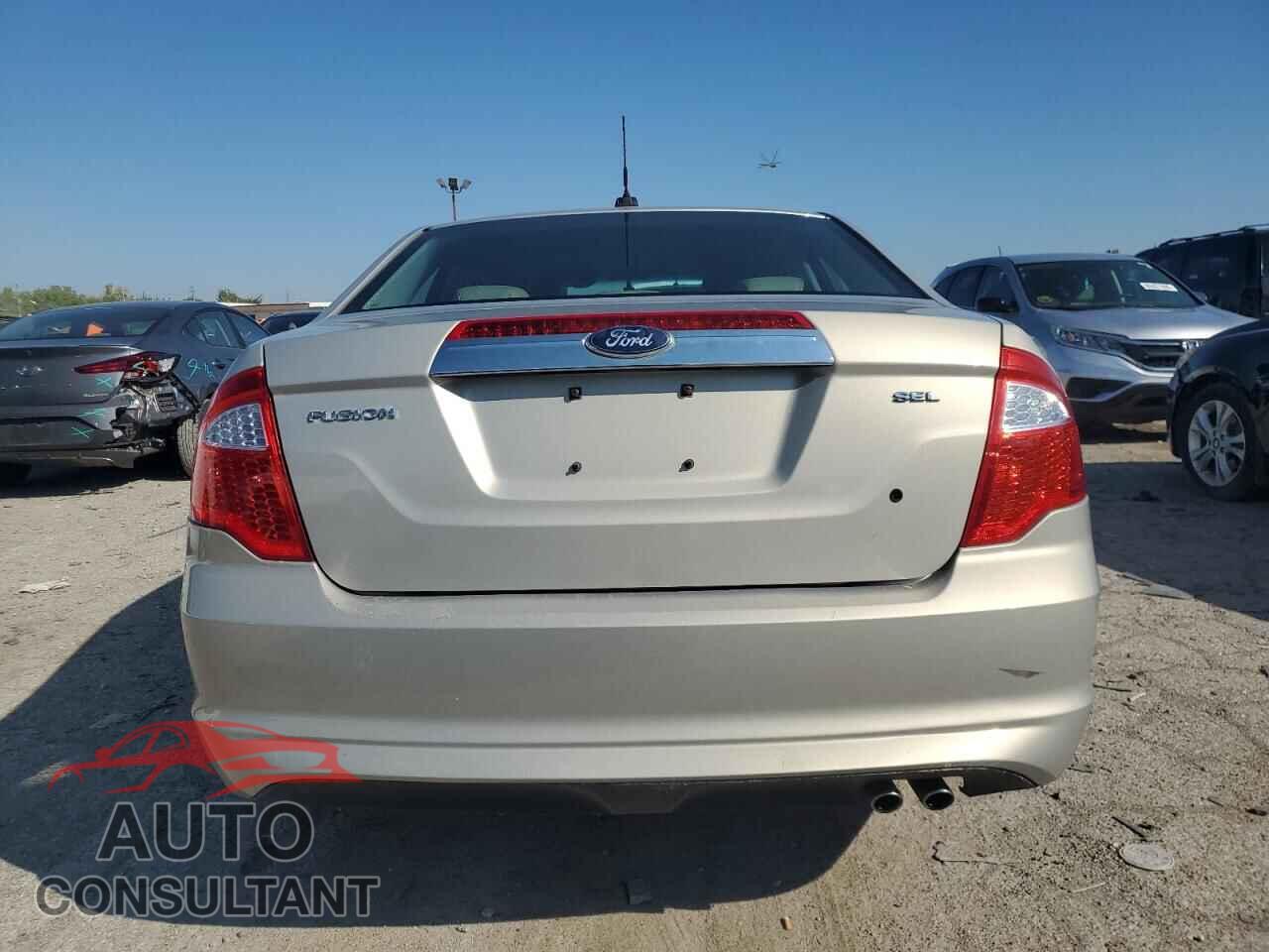 FORD FUSION 2010 - 3FAHP0JA4AR312495