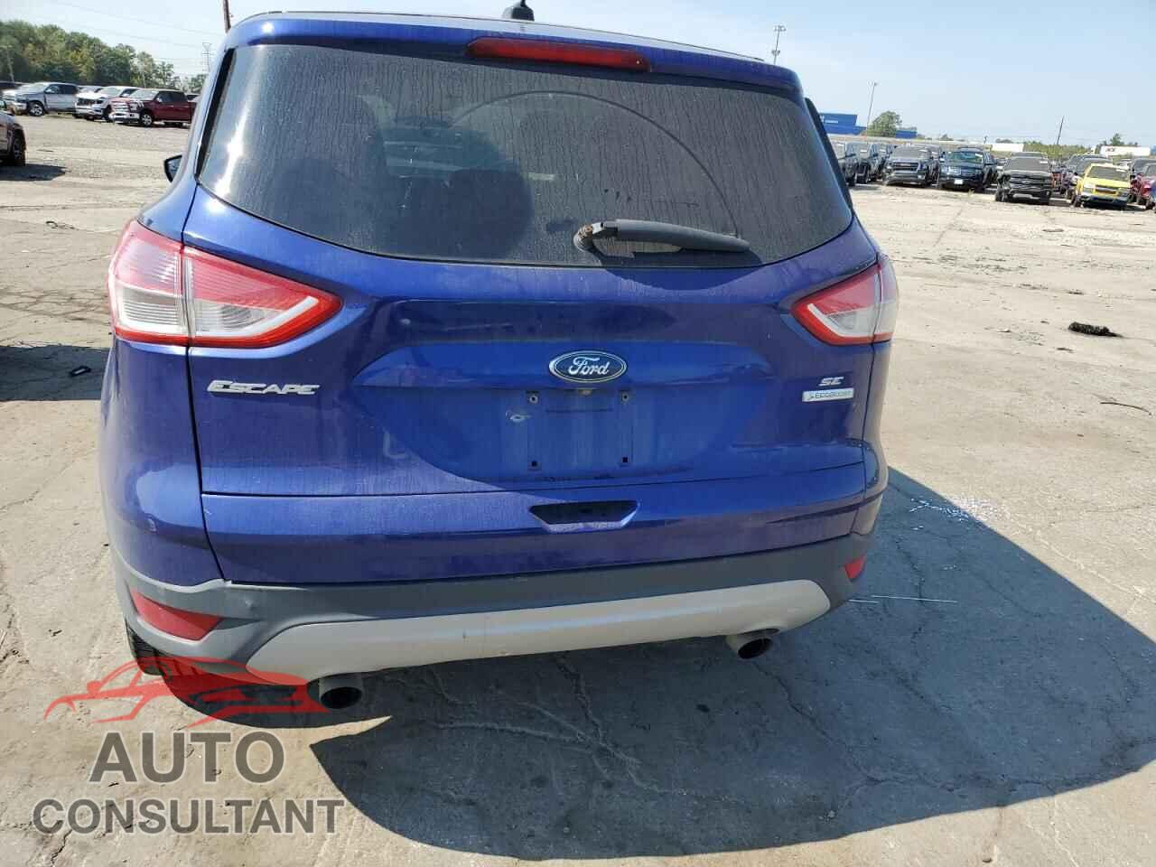 FORD ESCAPE 2015 - 1FMCU0GX0FUC22524