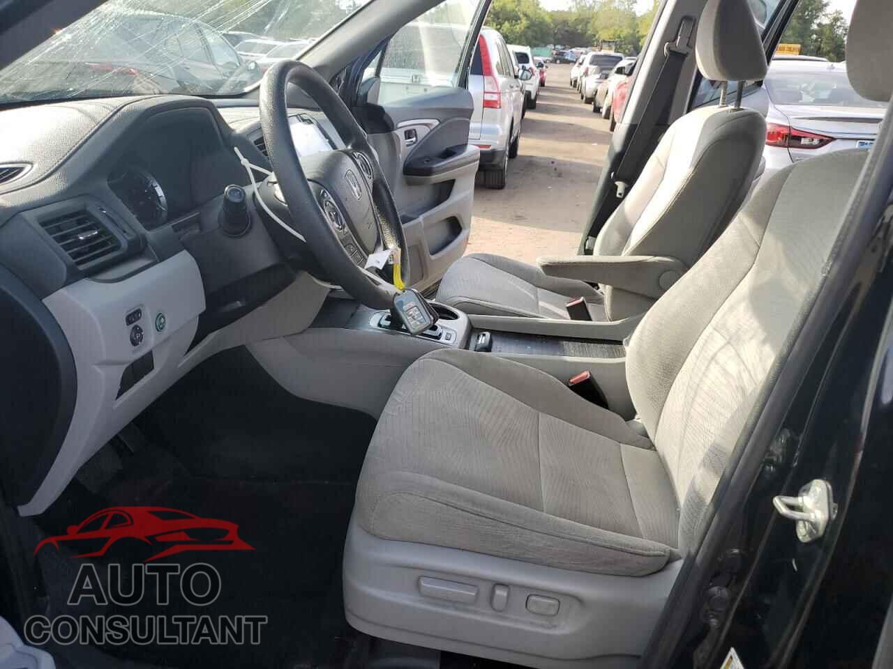 HONDA PILOT 2017 - 5FNYF6H3XHB048735