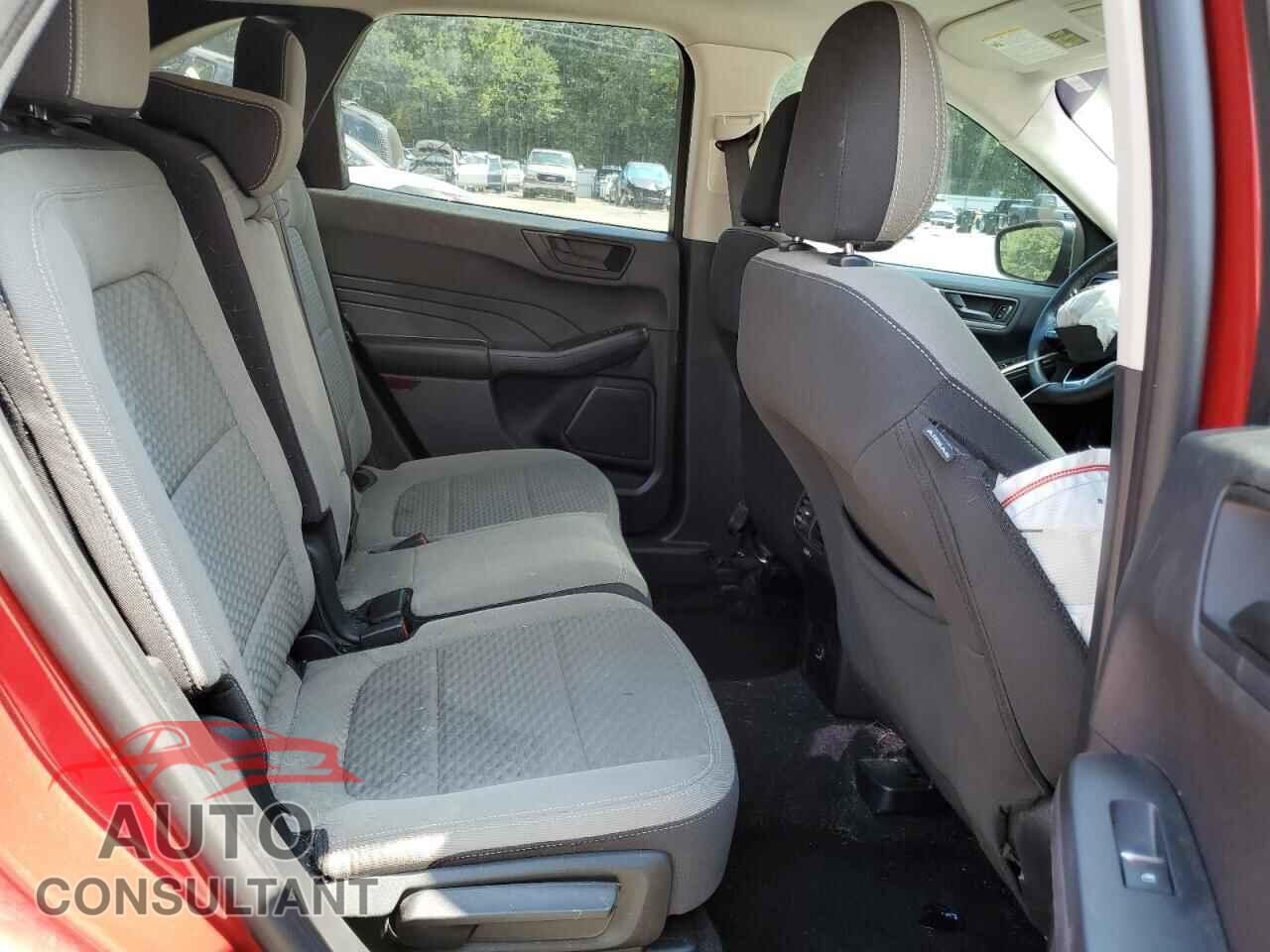 FORD ESCAPE 2022 - 1FMCU0G63NUB09494