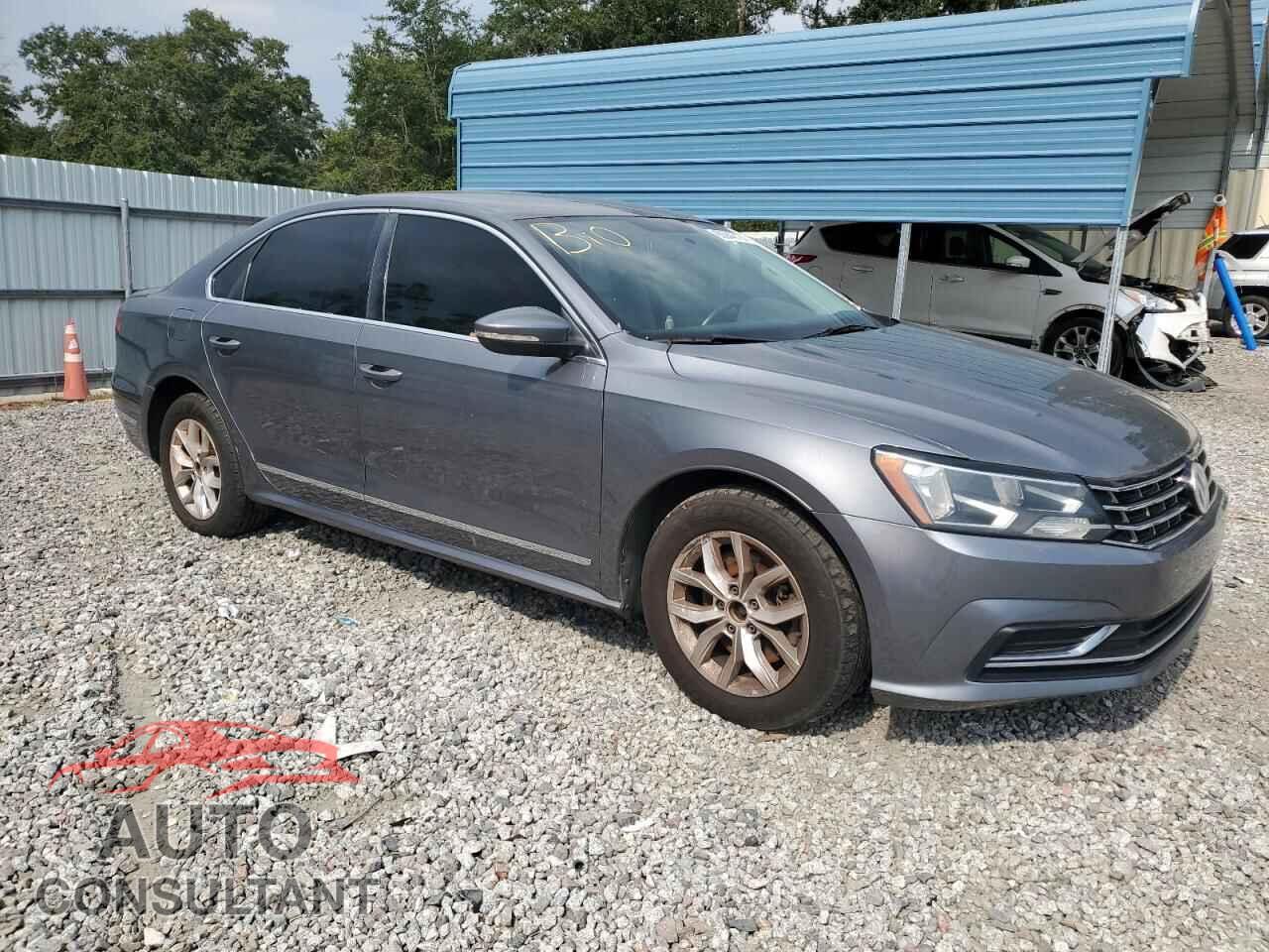 VOLKSWAGEN PASSAT 2017 - 1VWAT7A35HC014528