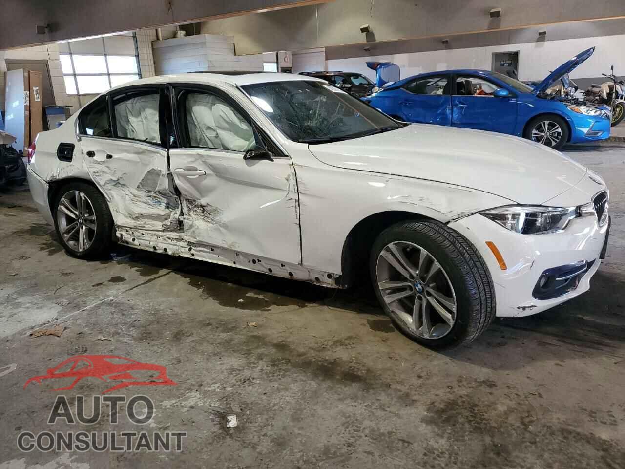 BMW 3 SERIES 2018 - WBA8B9G58JNU57708