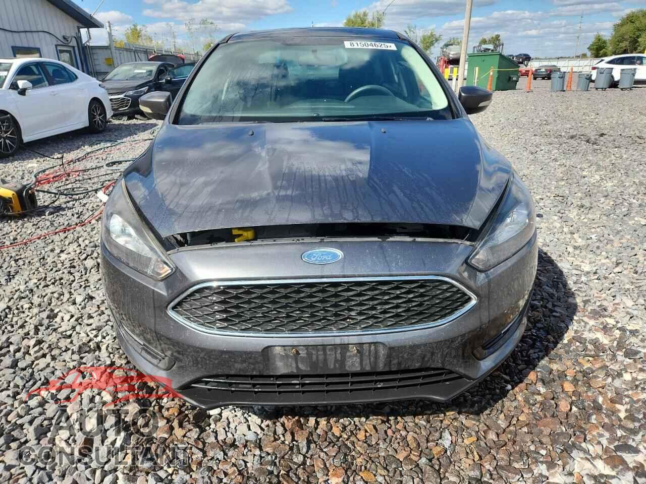 FORD FOCUS 2018 - 1FADP3H29JL285632