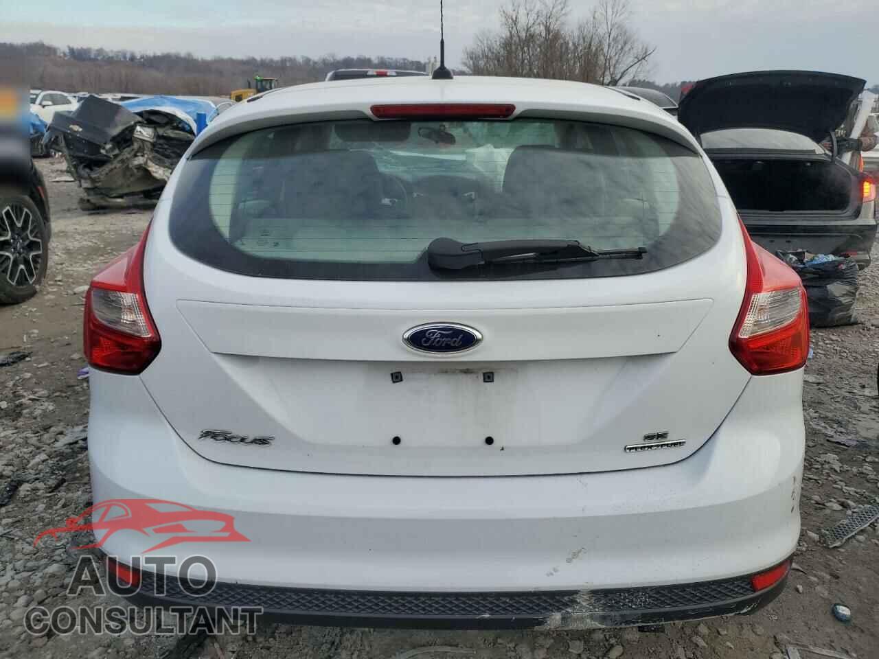FORD FOCUS 2013 - 1FADP3K27DL263237