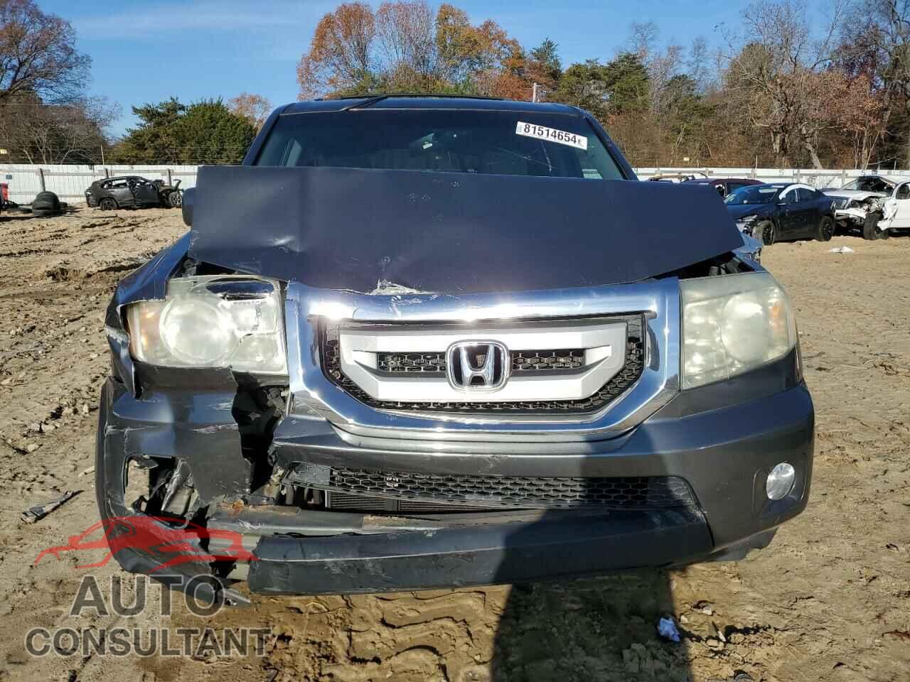 HONDA PILOT 2011 - 5FNYF4H4XBB037612