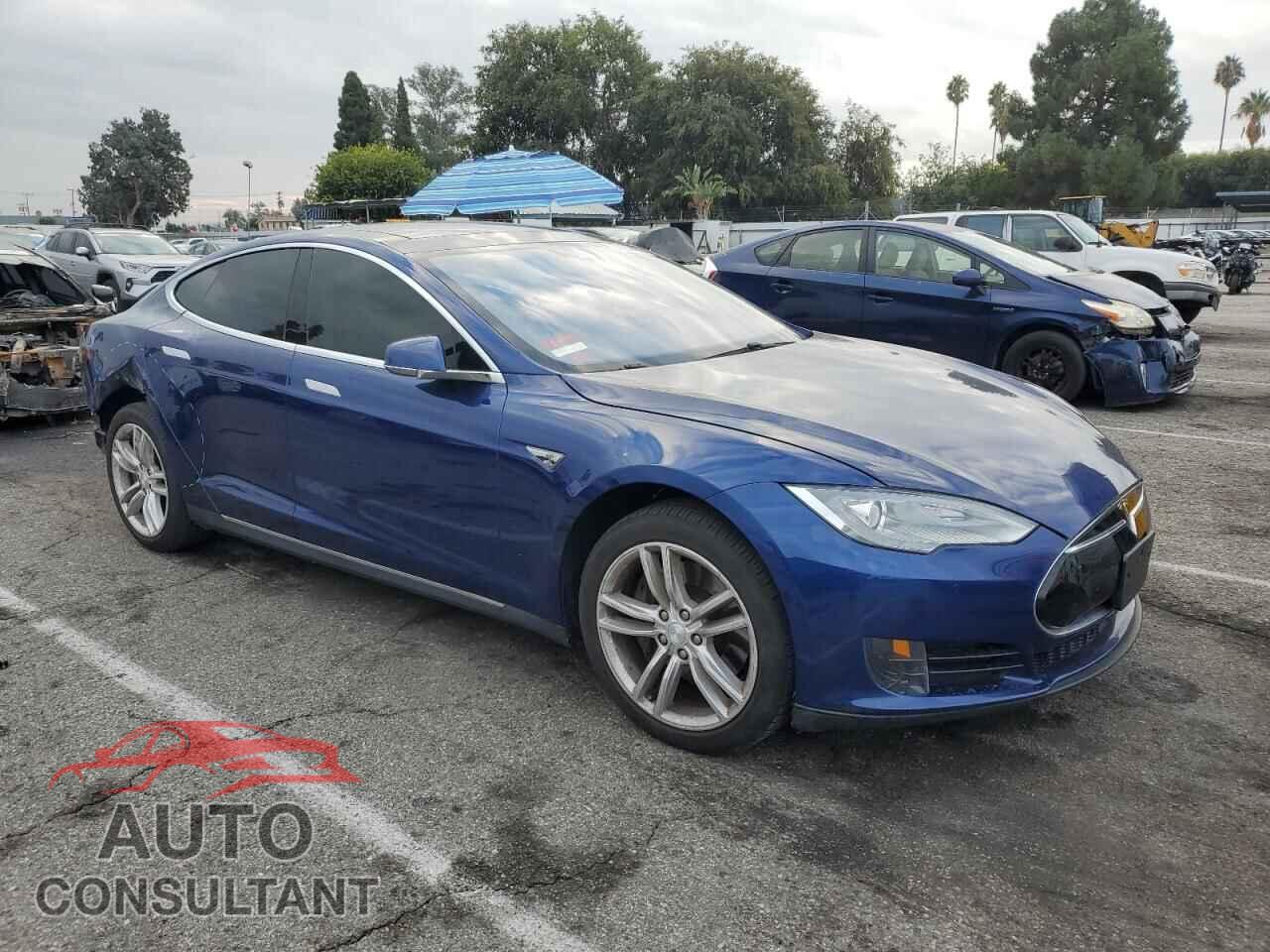 TESLA MODEL S 2015 - 5YJSA1E15FF101817