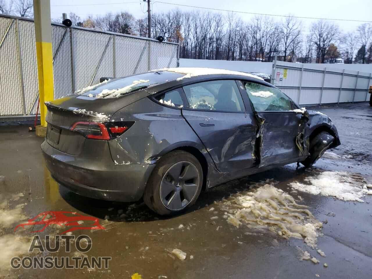 TESLA MODEL 3 2023 - 5YJ3E1EA8PF668811