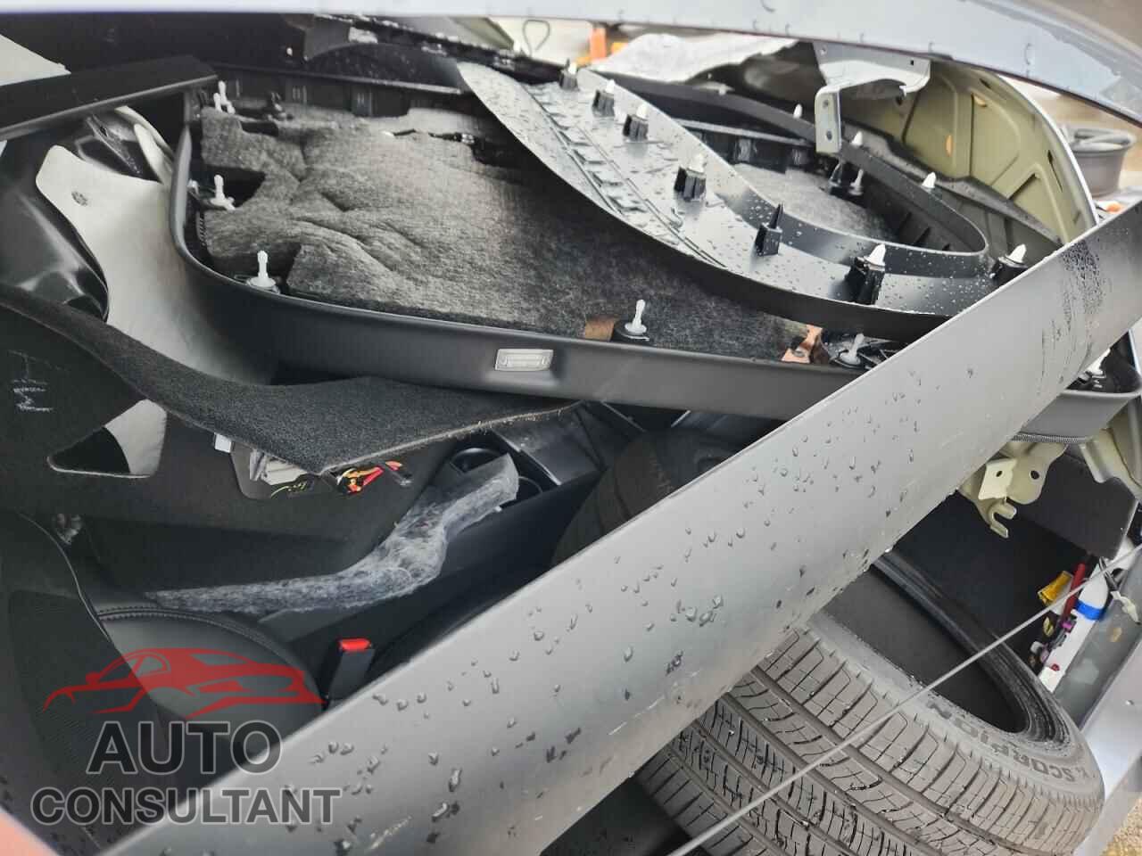 TESLA MODEL Y 2026 - 7SAYGDED1TA410281