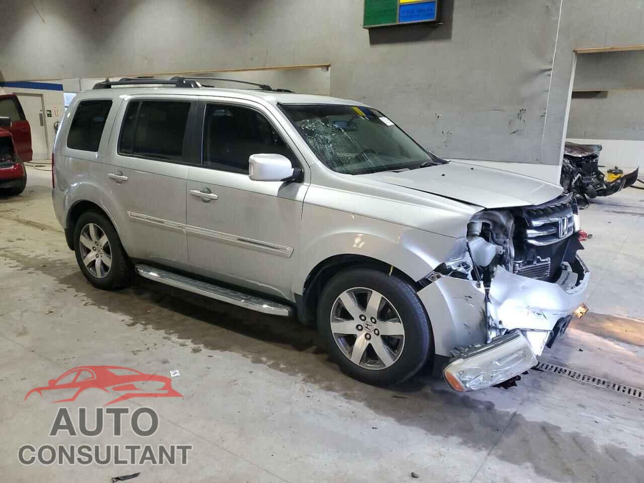HONDA PILOT 2015 - 5FNYF4H95FB039155