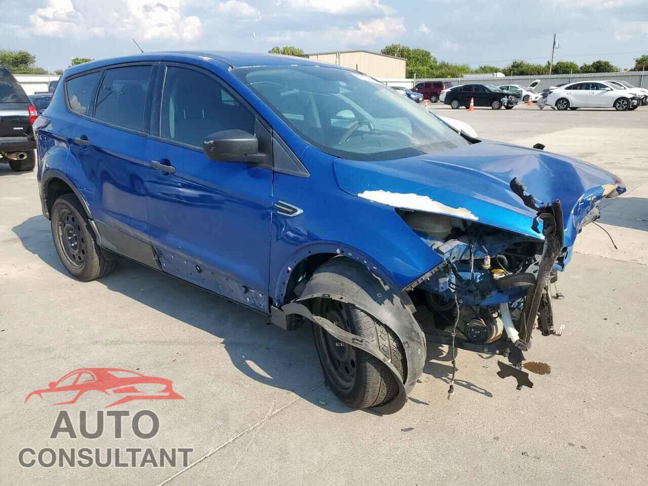 FORD ESCAPE 2017 - 1FMCU0F76HUB52421