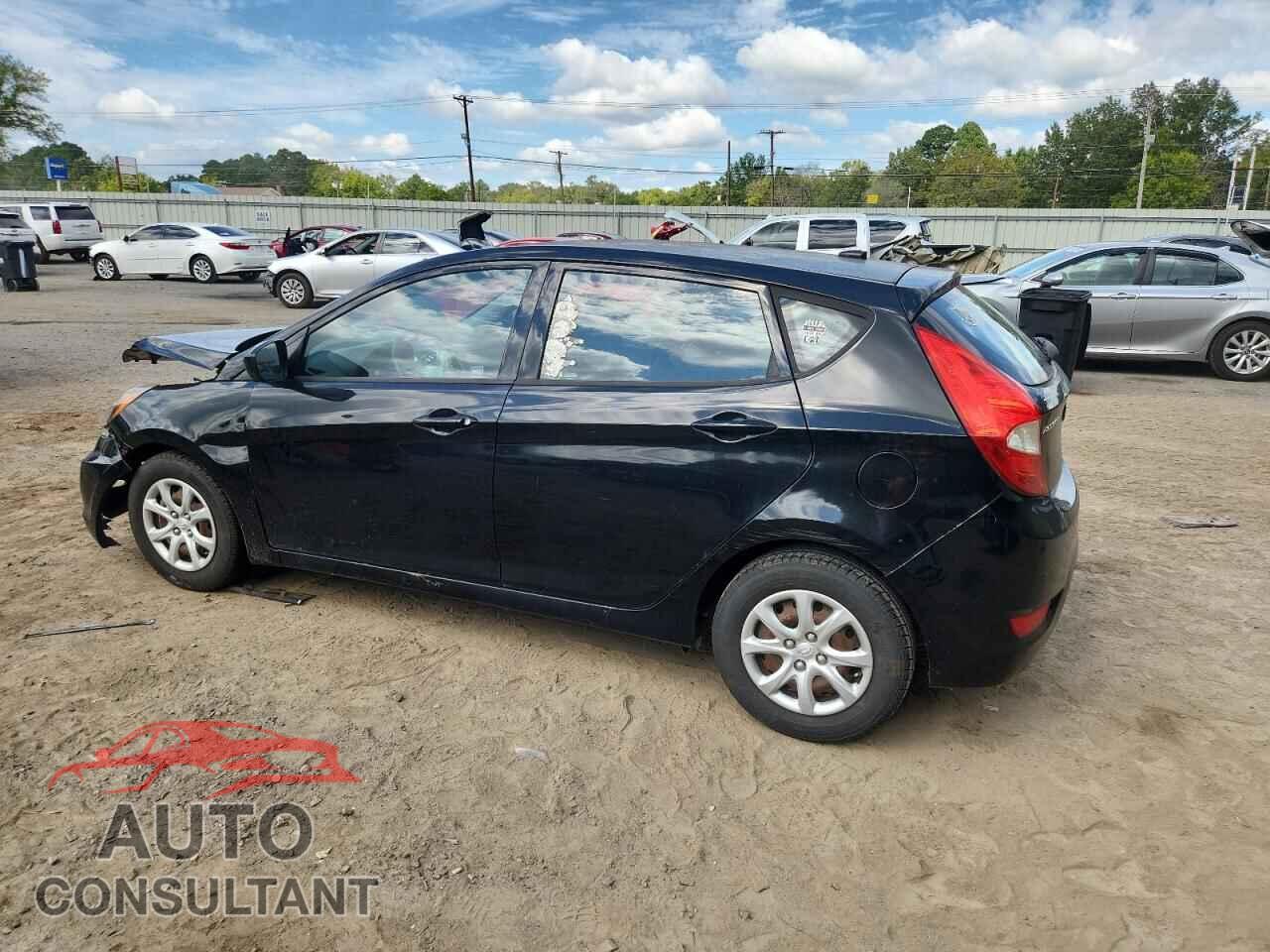 HYUNDAI ACCENT 2013 - KMHCT5AE2DU075627