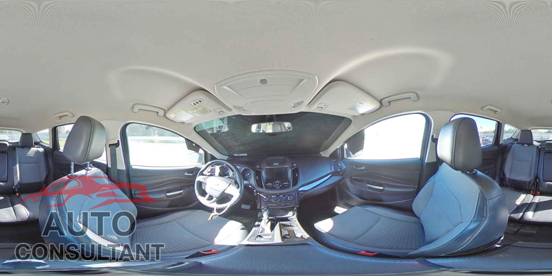 FORD ESCAPE 2017 - 1FMCU9JD2HUF05478