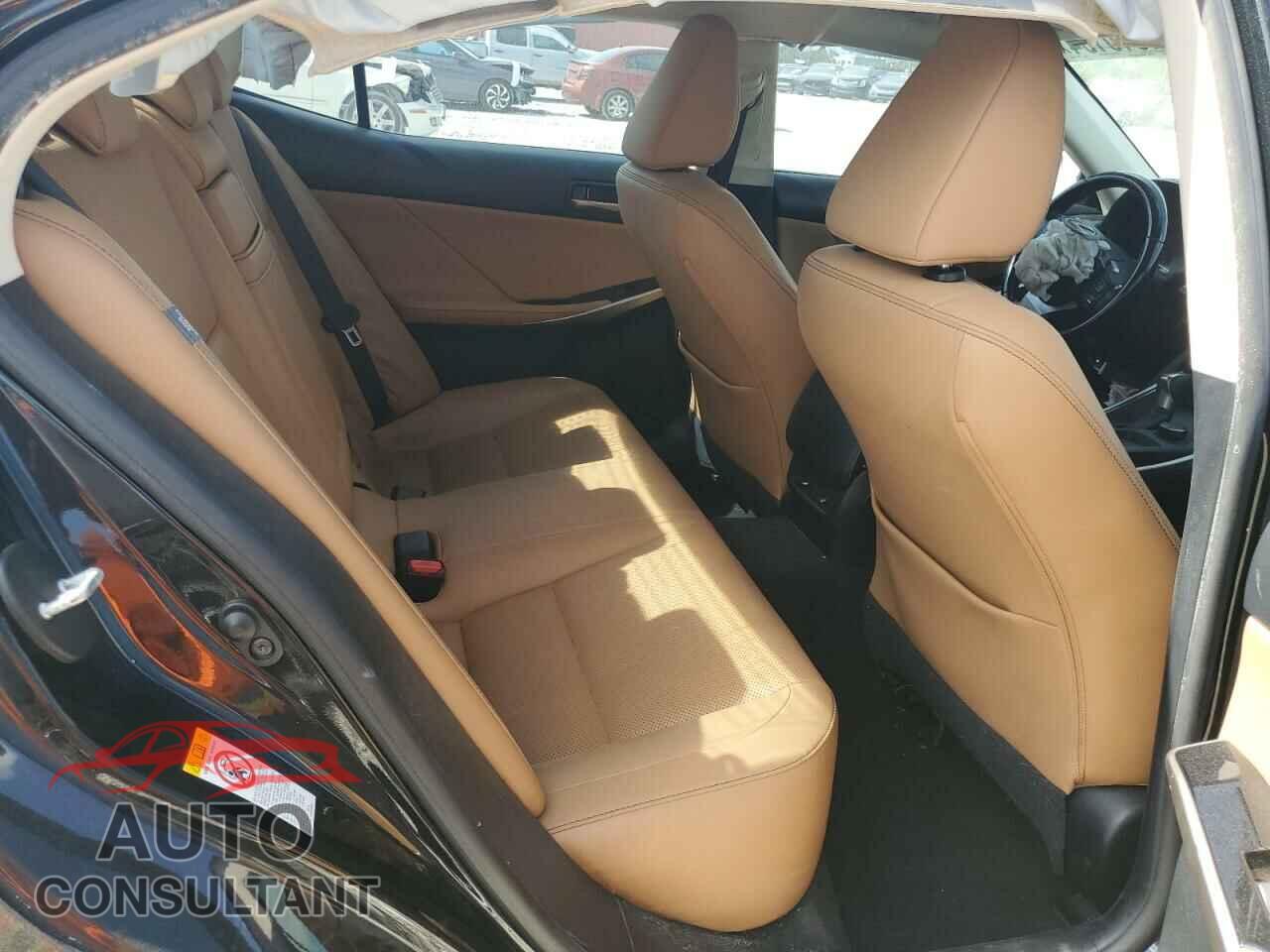 LEXUS IS 2017 - JTHBA1D26H5050941