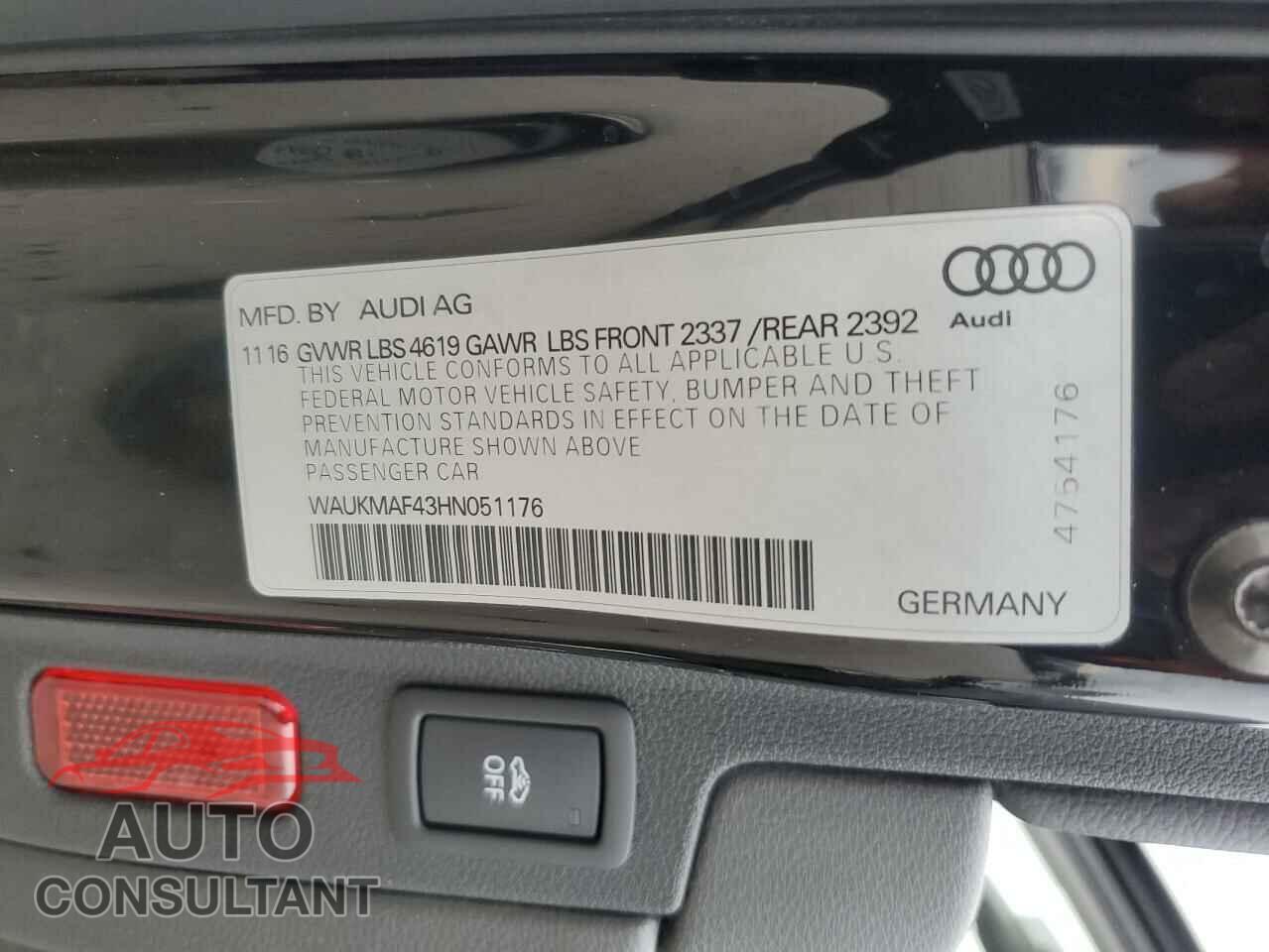 AUDI A4 2017 - WAUKMAF43HN051176