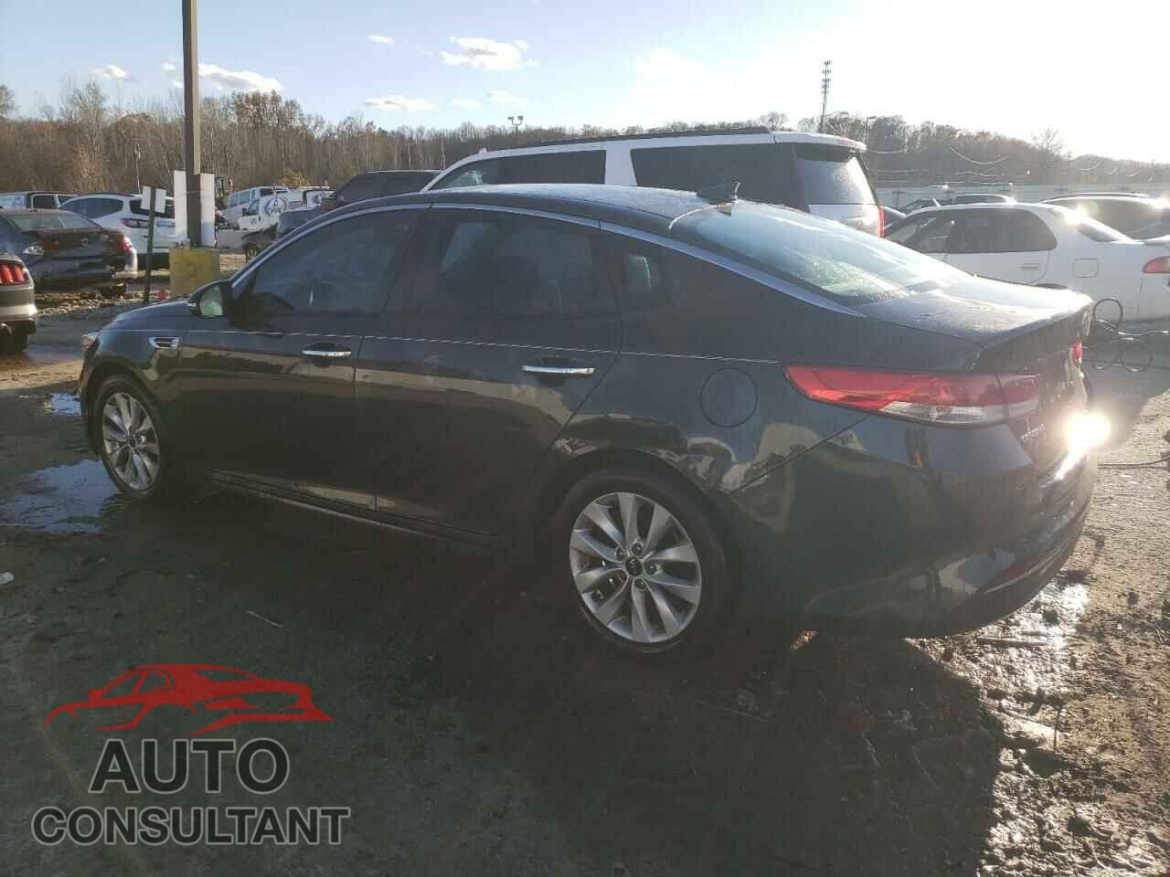 KIA OPTIMA 2016 - 5XXGU4L32GG121069