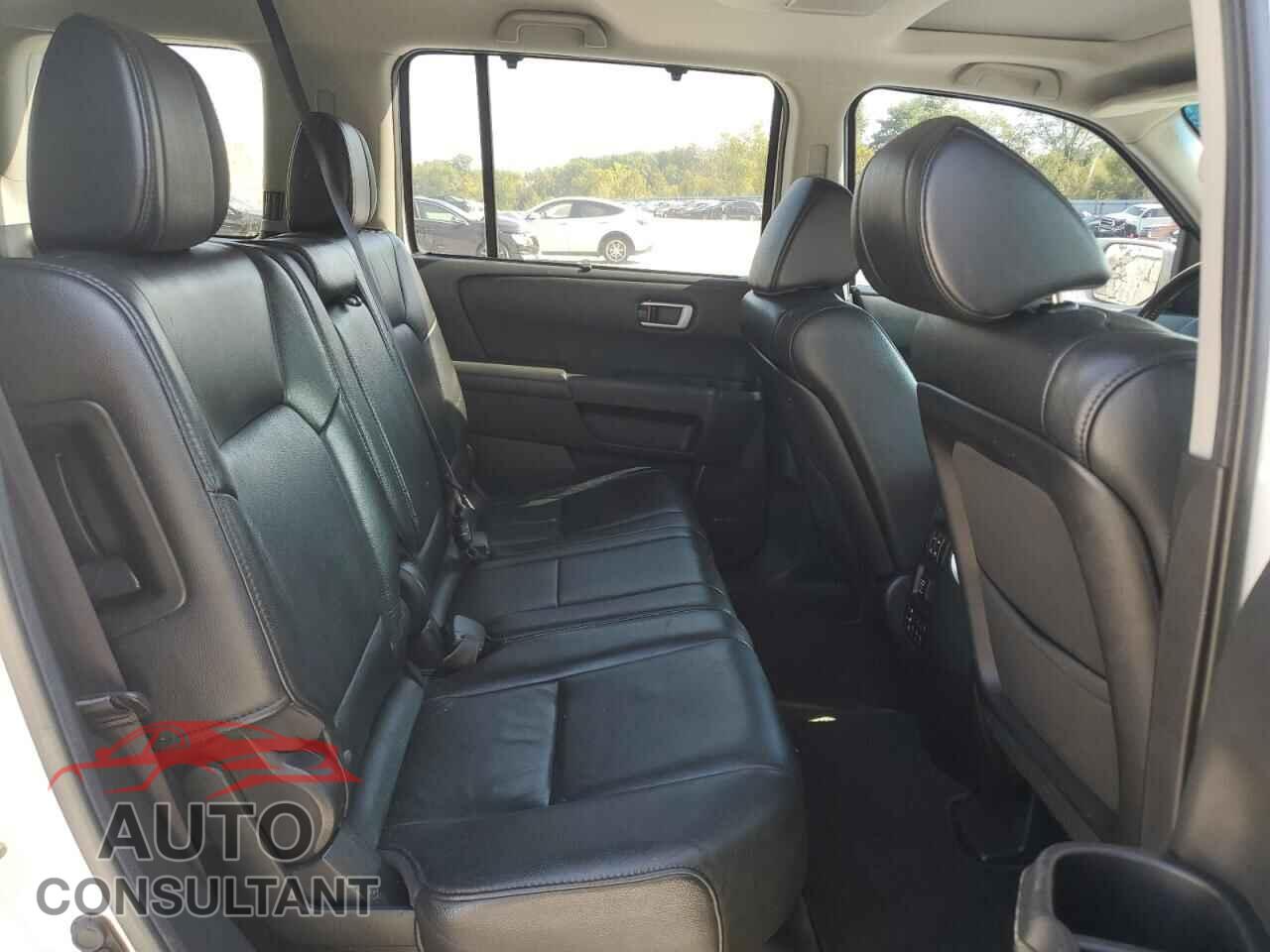 HONDA PILOT 2012 - 5FNYF4H92CB059505