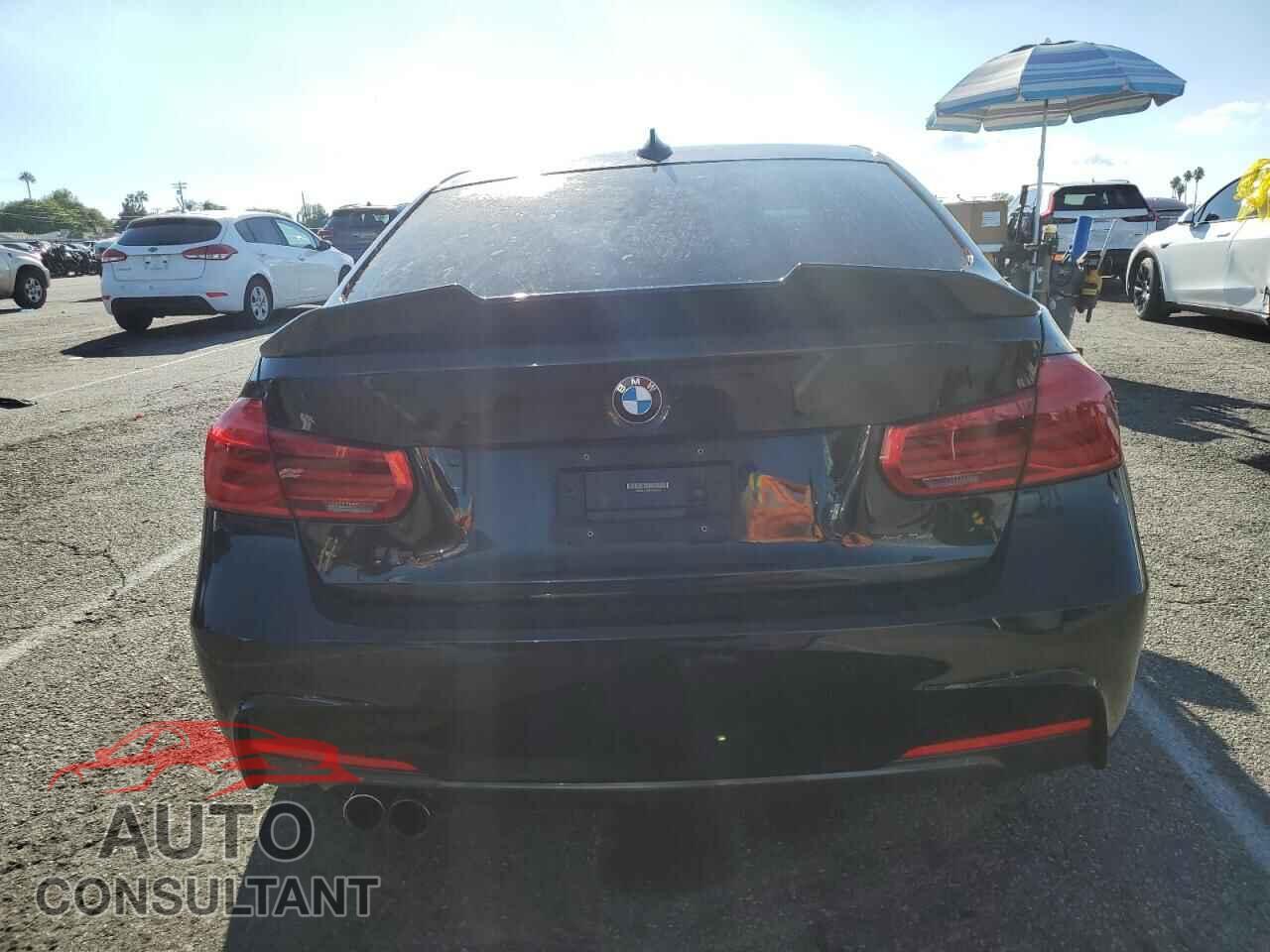 BMW 3 SERIES 2017 - WBA8E1C30HA158535