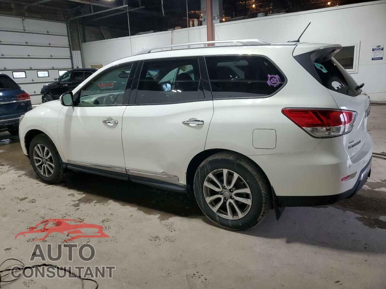 NISSAN PATHFINDER 2013 - 5N1AR2MM3DC634521