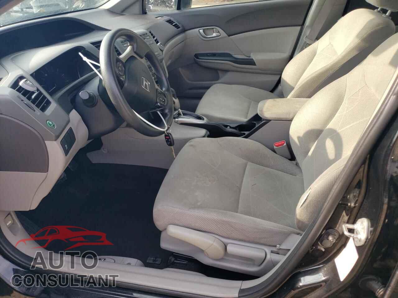 HONDA CIVIC 2012 - 2HGFB2F51CH301445